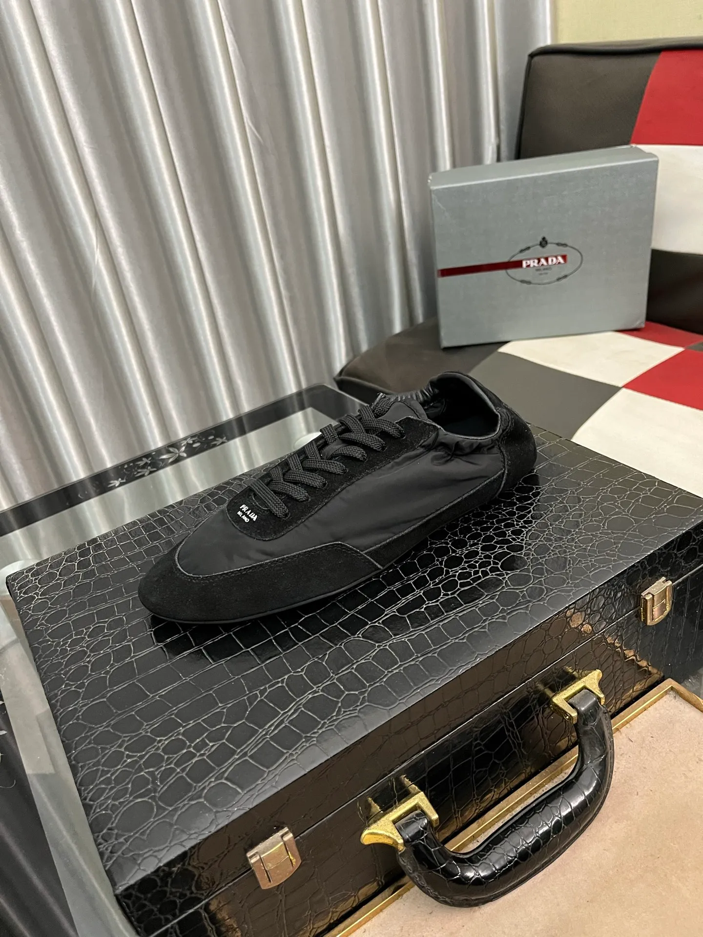 Men's shoes 💰500⌚️⌚️【PRADA】Prada - high-end quality original order 🔍🔍🔍 casual sports shoes - Upper: 🔝Nappa calfskin, brand high mercerized canvas, shoe body brand metal fasteners, tongue silk screen brand logo - Lining: water-dyed cowhide - Outsole: ultra-light TPU foam; molded outsole -Ultra-high quality control and fine workmanship: outstanding (high-end, extravagance, class) -Size: 38-446️⃣colors available